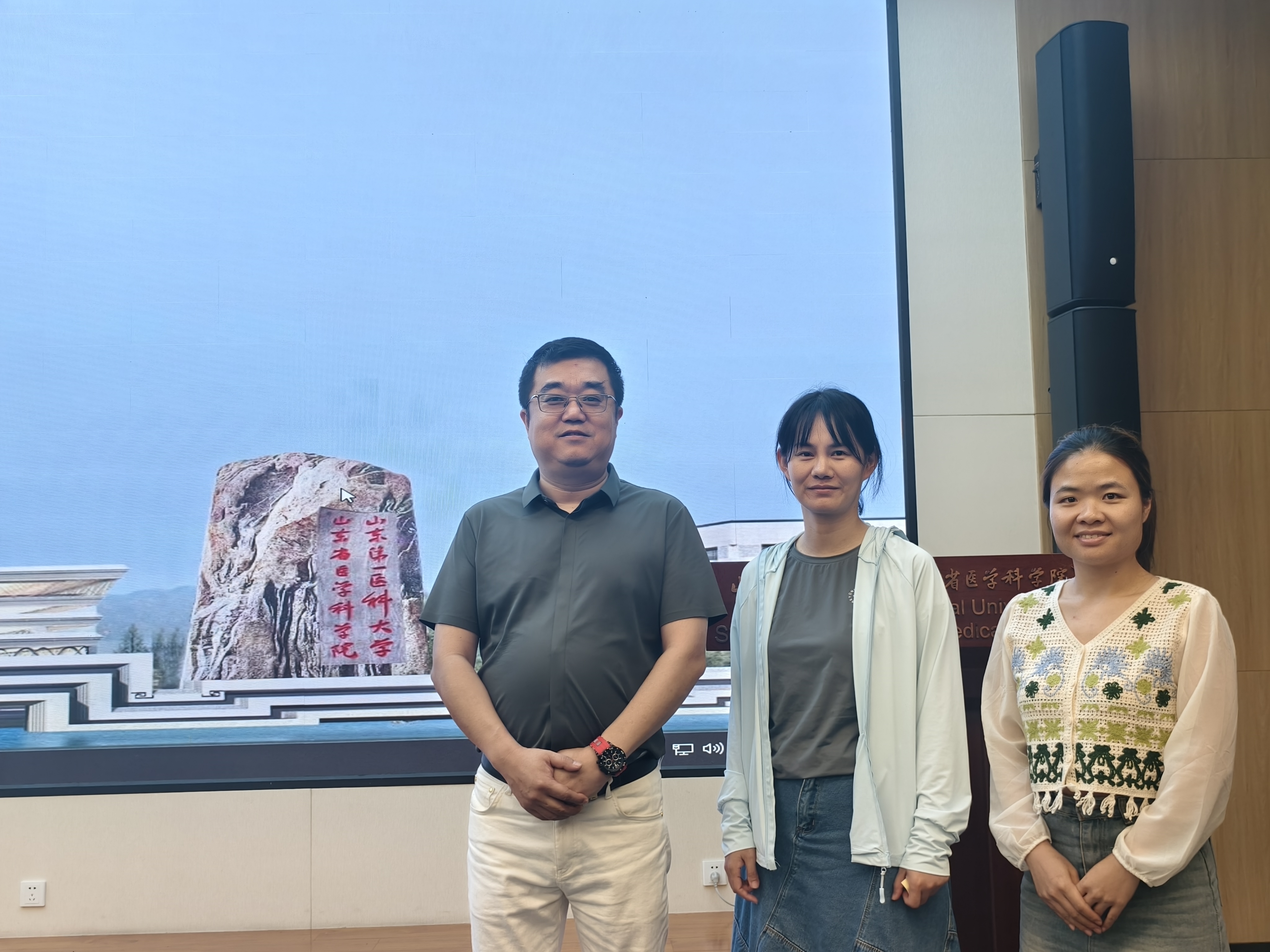 14eb78ce-20ec-4bf9-88ec-98e5a6bd3e43